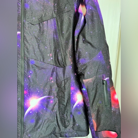 Burton AK 2L Embark Snowboard Jacket - Picture 4 of 6